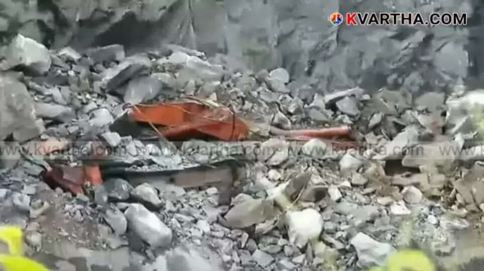Konni Quarry Accident: Rescue Operation for Excavator Operator Aja Delayed, Search Halted for Six Hours
