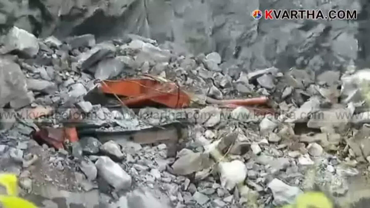 Konni Quarry Accident: Rescue Operation for Excavator Operator Aja Delayed, Search Halted for Six Hours