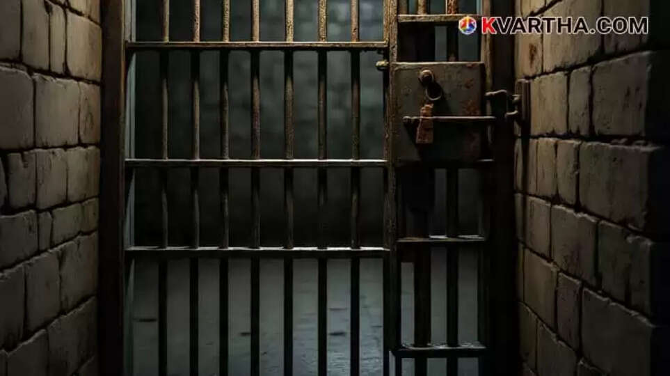  Image Representing Delhi Man Arrested for Stealing Rs 26 Lakh from Bank Account 