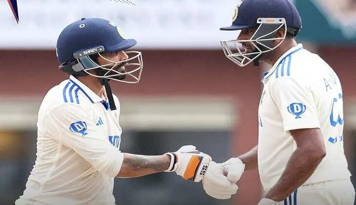 A Ashwin and Ravindra Jadeja