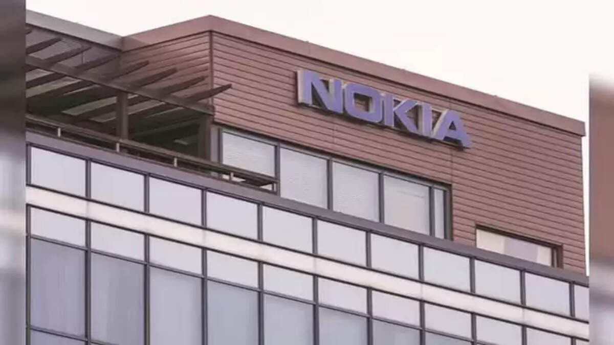 Nokia CEO Pekka Lundmark makes world's first 'immersive' phone call,&nbsp;Tech News, News, Technology