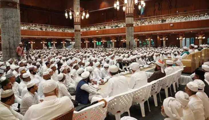 Grand Mosque Hosts Prophet Keerthana Gathering