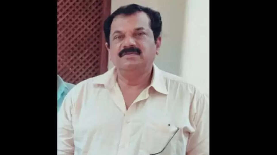 cinema-actor-mukesh.jpg, Mukesh's resignation crisis Affecting Congress