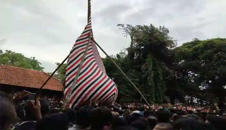 Kalarivatukkal Bhagavathy's hair fell down in the devotional atmosphere, Payyanur, News, Theyyam, Kalarivatukkal Bhagavathy, Hair, Devotional atmosphere, Kerala News