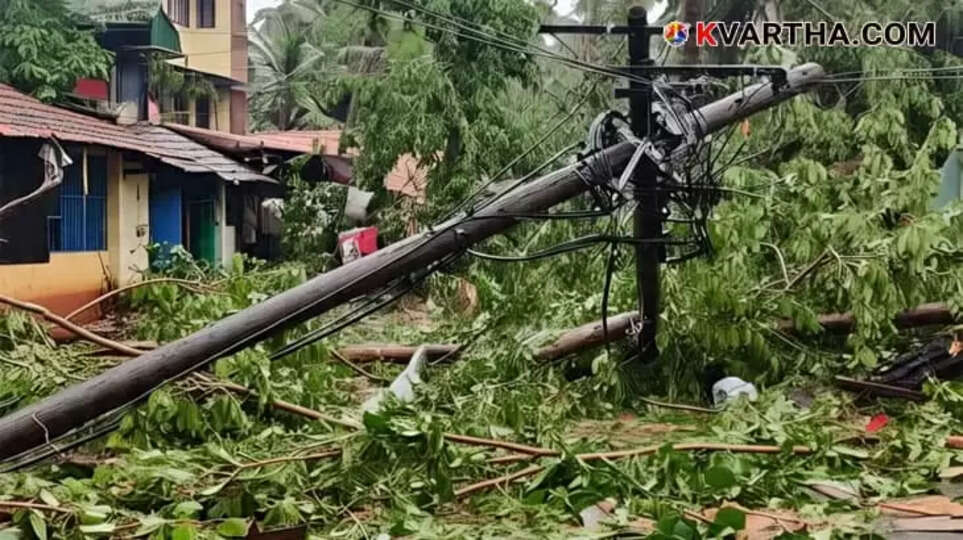 Broken electricity pole after heavy rains and strong winds in Kerala.