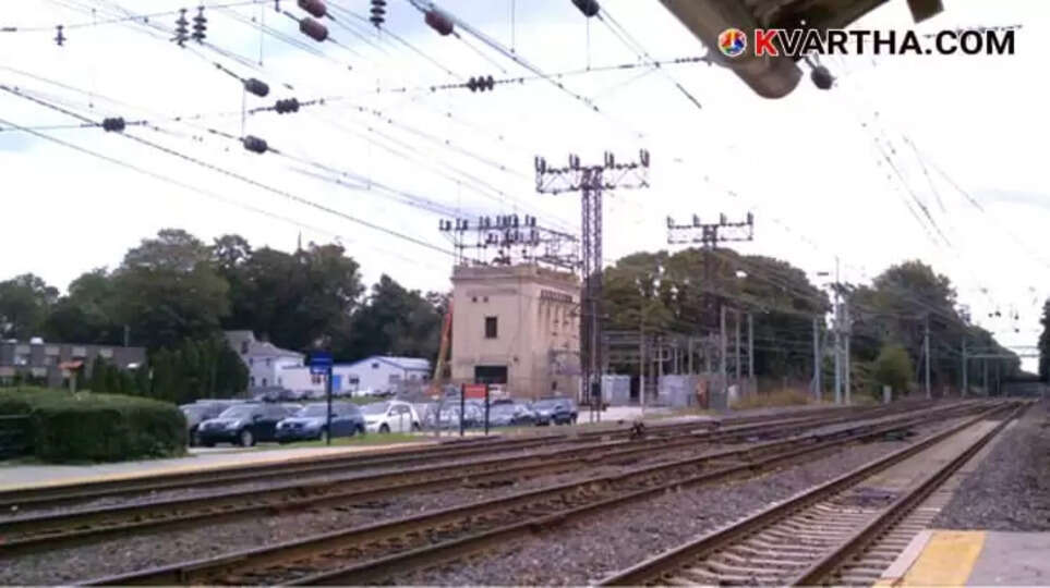 Railway track, depicting a scene similar to the incident location.