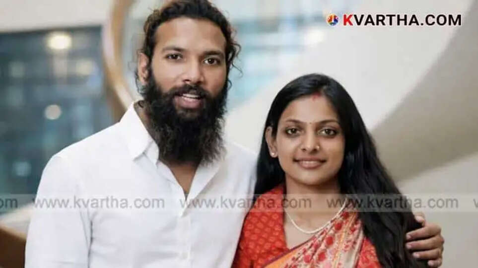Monalisa and Farman Respond to Controversies; Dismiss Love Jihad and Underage Allegations