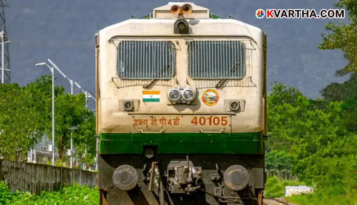 Good News for Train Passengers: Tickets Bought at Counters Can Now Be Cancelled Online! Railway with New System