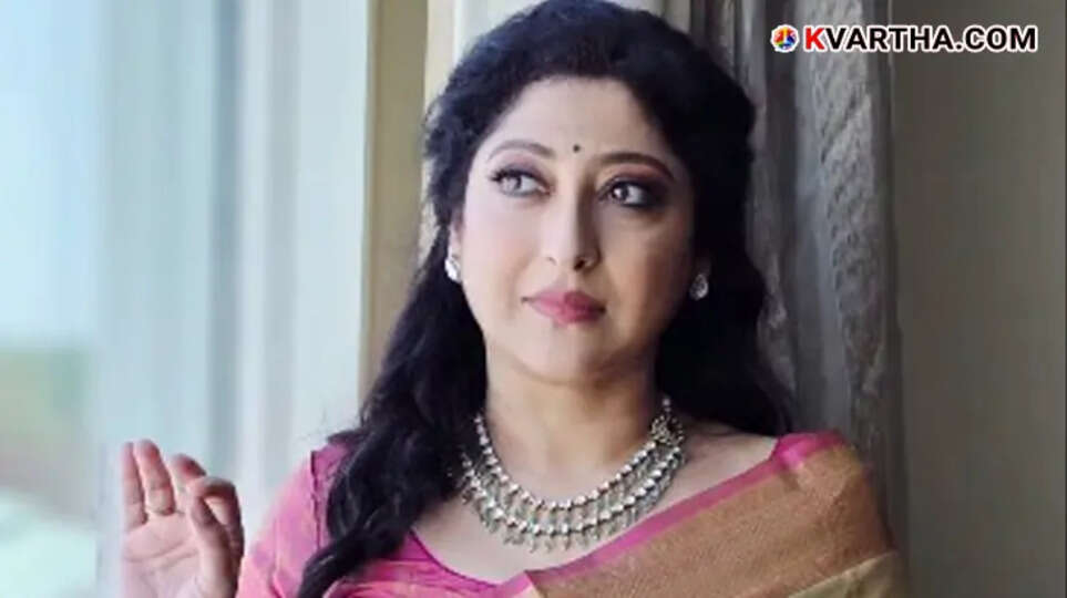 Actress Lakshmi Gopalaswamy