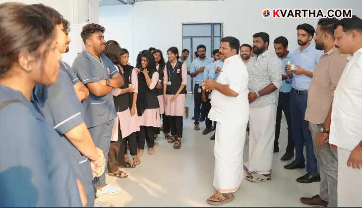 A visual from the election campaign of Thodupuzha candidates Apu John Joseph and Cyriac Chazhikadan.