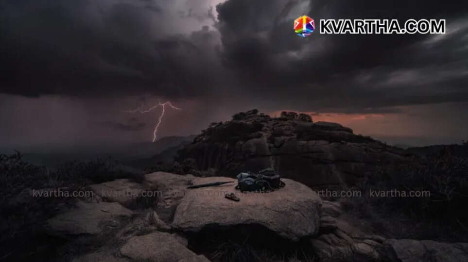 Representation of the Mankada Panthallur Mala viewpoint tragedy