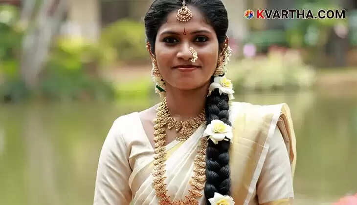Bride Representing Kerala Gold Price May 24