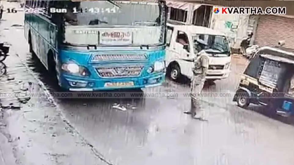 A private bus involved in an incident with a home guard in Pazhayangadi.