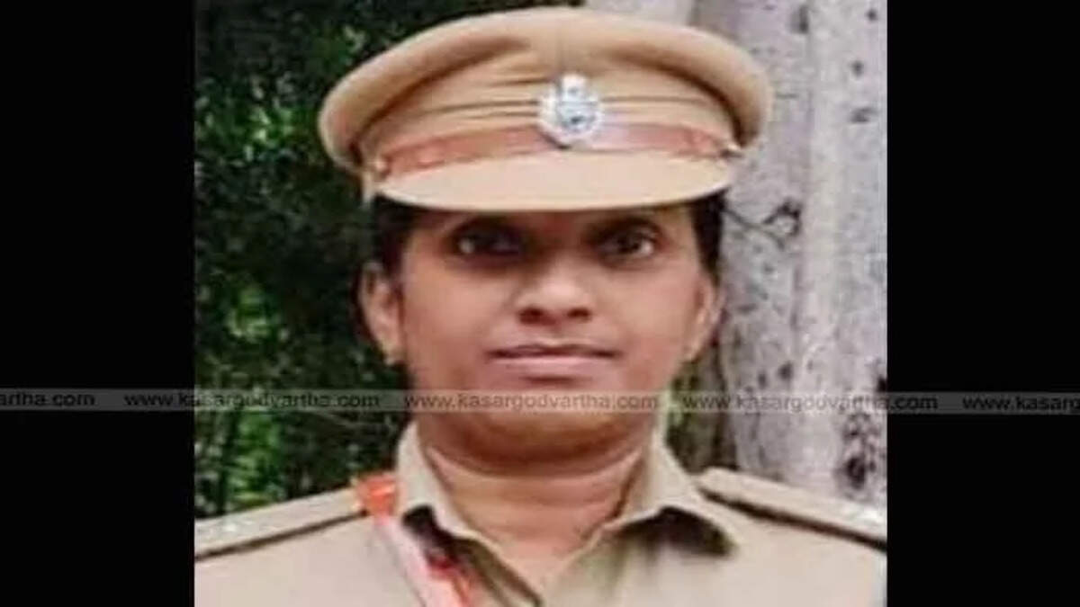 EK Priya