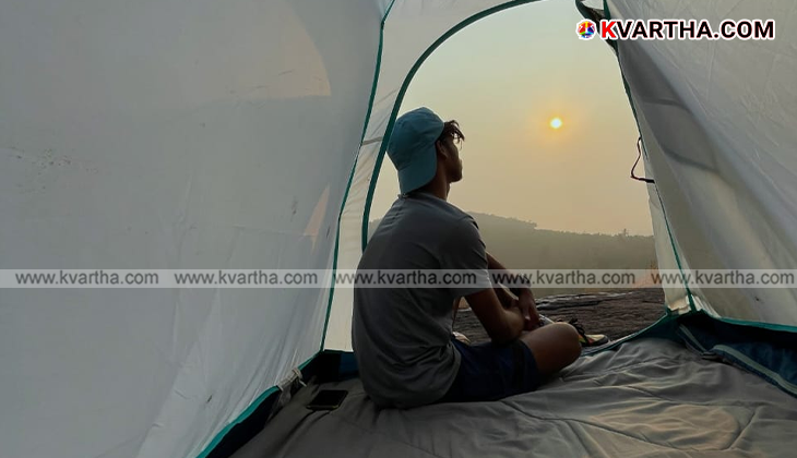 Cyclist Nithin receiving a cycle gift from Congress workers in Ladakh.