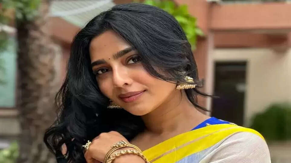 Aishwarya Lakshmi slams AMMA for inaction  