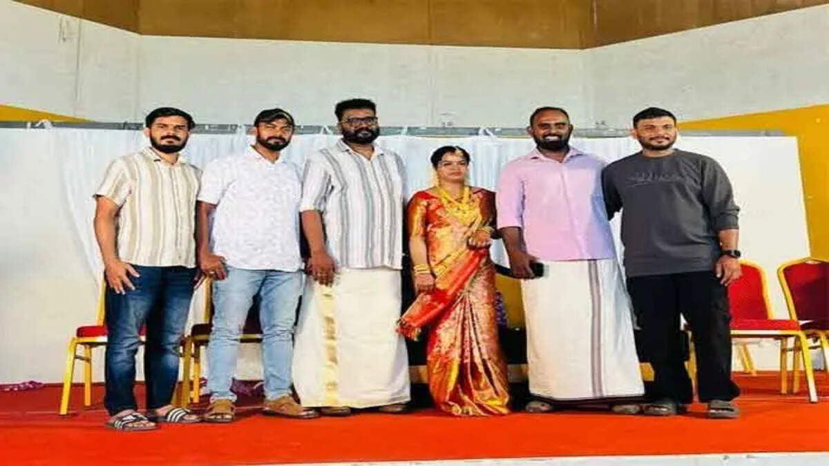 Ullas Pandalam, Malayalam actor, marriage, second marriage, Divya, Areekode Panchayat Vice President
