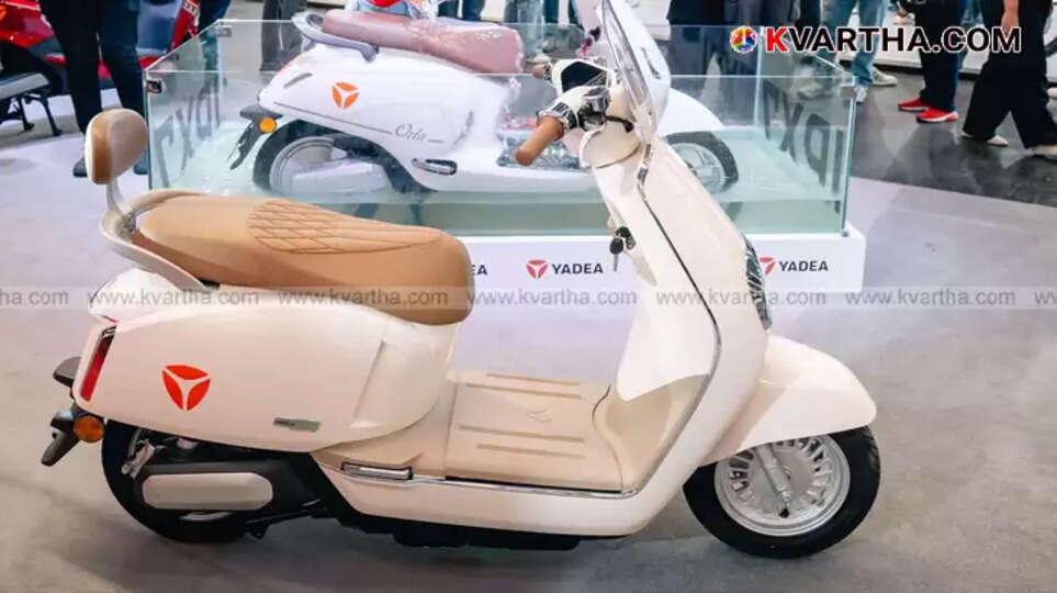 Yadea electric scooter powered by sodium-ion battery.