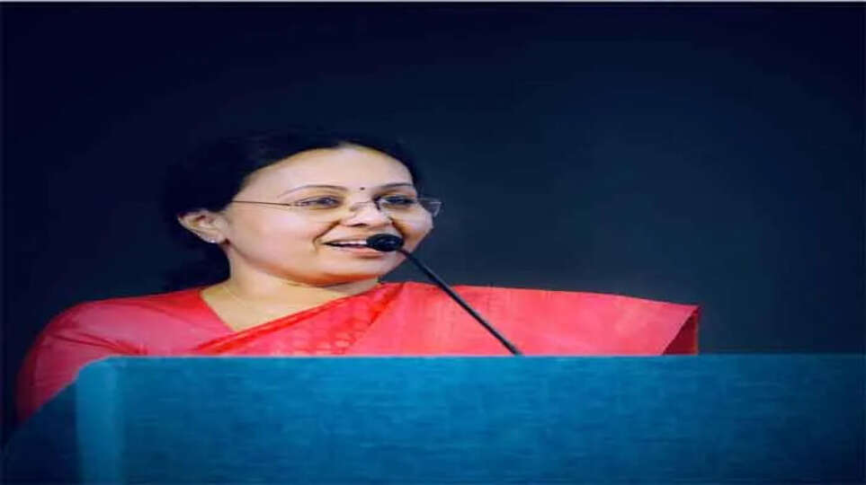 Wayanad landslide, Kerala, Veena George, media coverage, disaster relief, mental health, child psychology