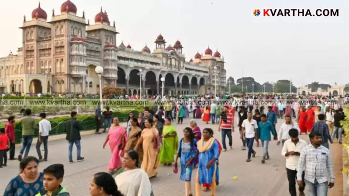  Tourist crowd outside Mysuru Palace during summer vacation