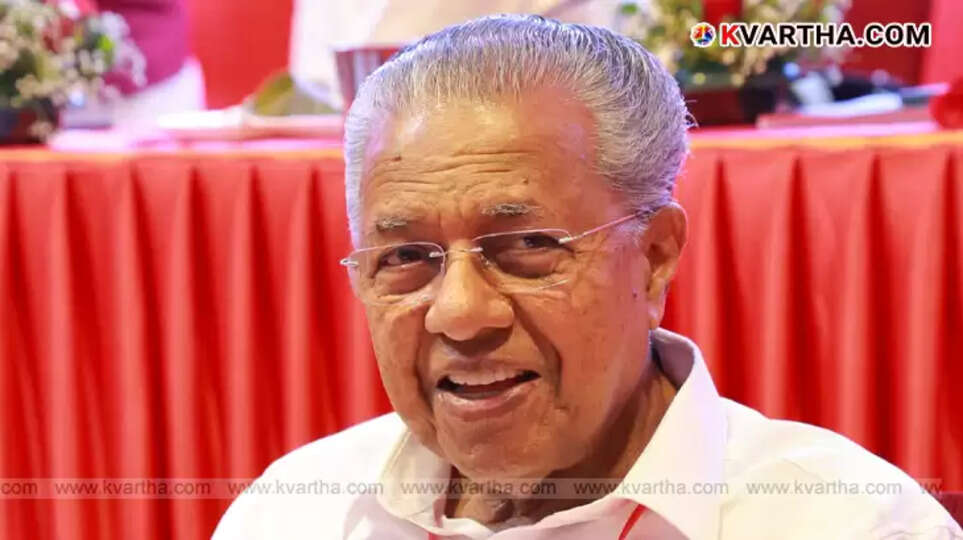 Students who arrived at Delhi Kerala House as part of Operation Sindoor.