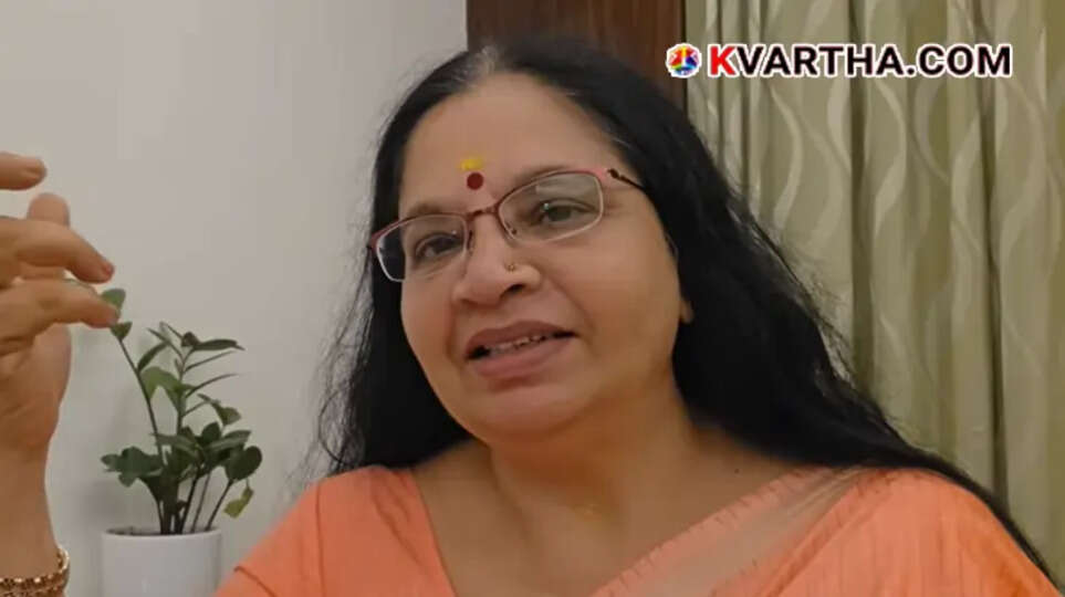 Malayalam dubbing artist Bhagyalakshmi speaking emotionally during her official YouTube vlog session