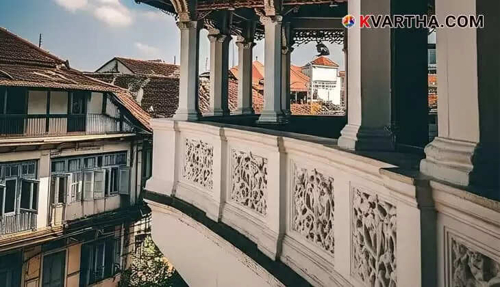 Man Sleeping on Theatre Parapet in Kozhikode Falls to His Death