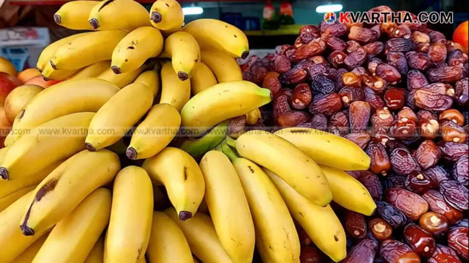 Comparison of banana and dates for nutritional benefits