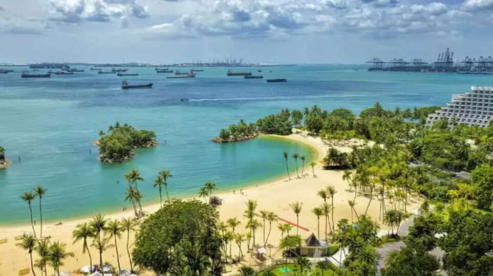 Oil Spill Forces Closure of Sentosa Island Beaches,&nbsp;Closure, Sentosa Island Beaches, World, Travel