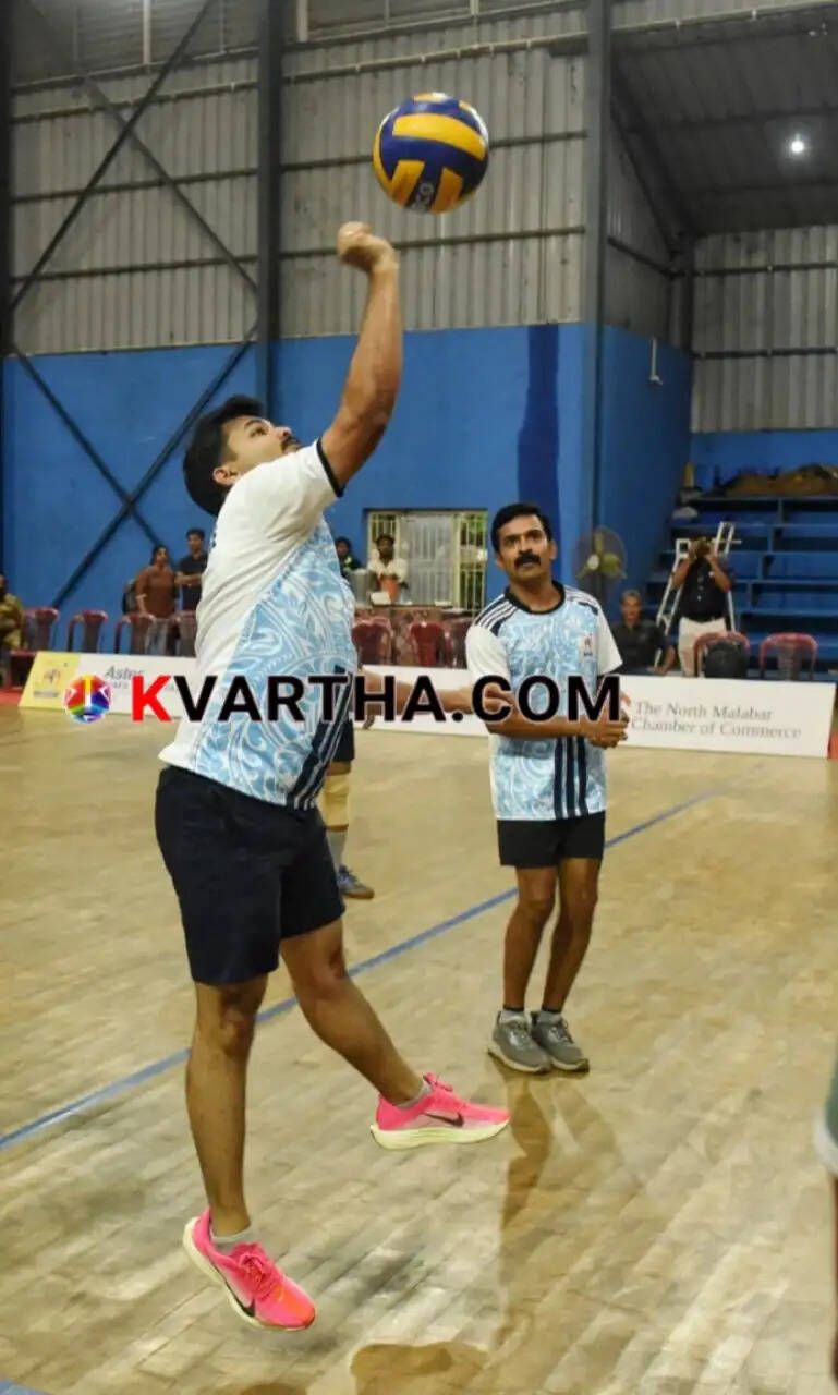 Kannur Press Club team receiving the trophy after the tournament victory.
