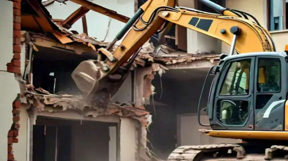 why did the bjp government evict only 1500 muslim families?