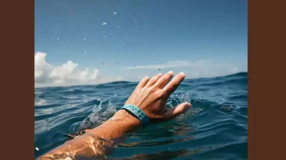 Young Man Drowns at Snehatheeram Beach