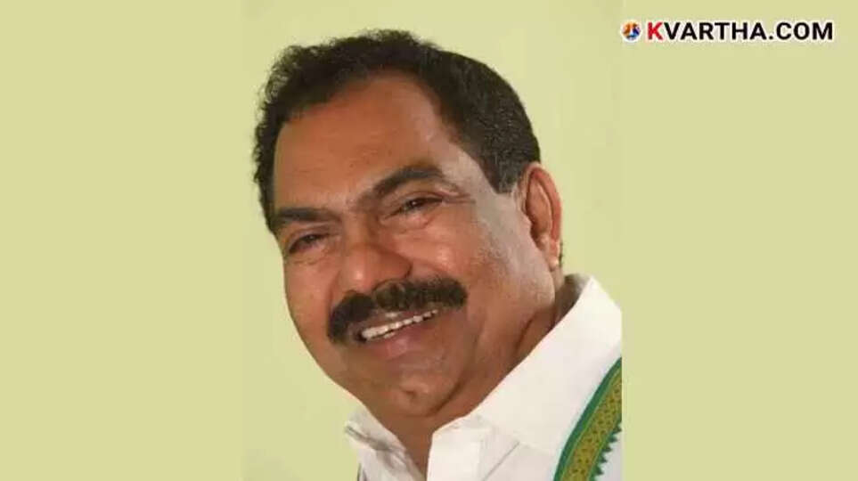 Senior Congress leader Mambaram Divakaran.