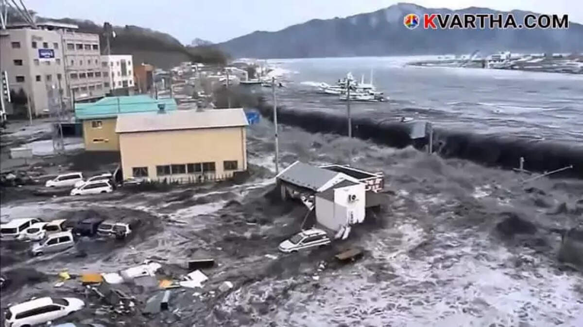 Following 76 Magnitude Quake Japan Issues 'Megaquake' Warning Potential for Destructive Tremor Above 8