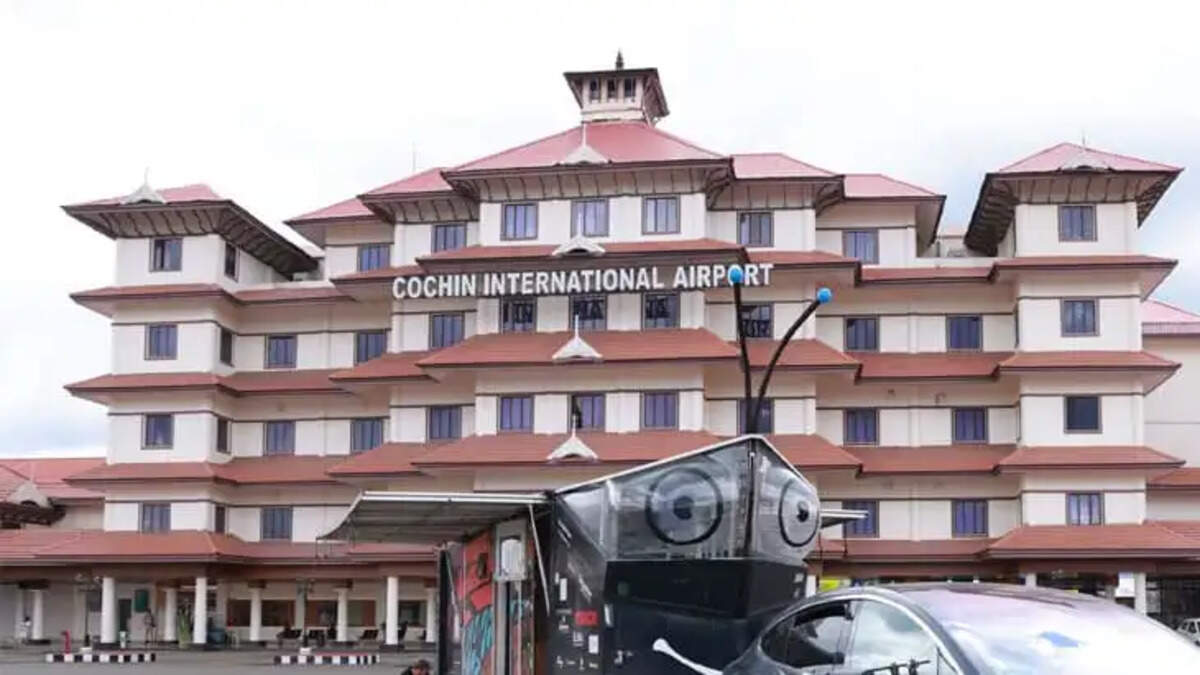 Fake Bomb Threats to flights; Nedumbassery police approached X