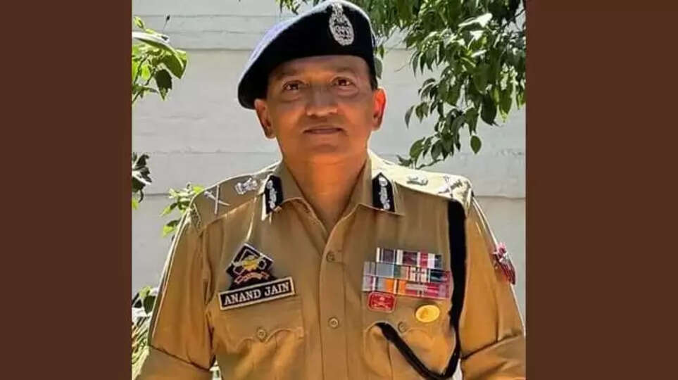 Cop killed, another injured in ongoing encounter in J&K's Kathua