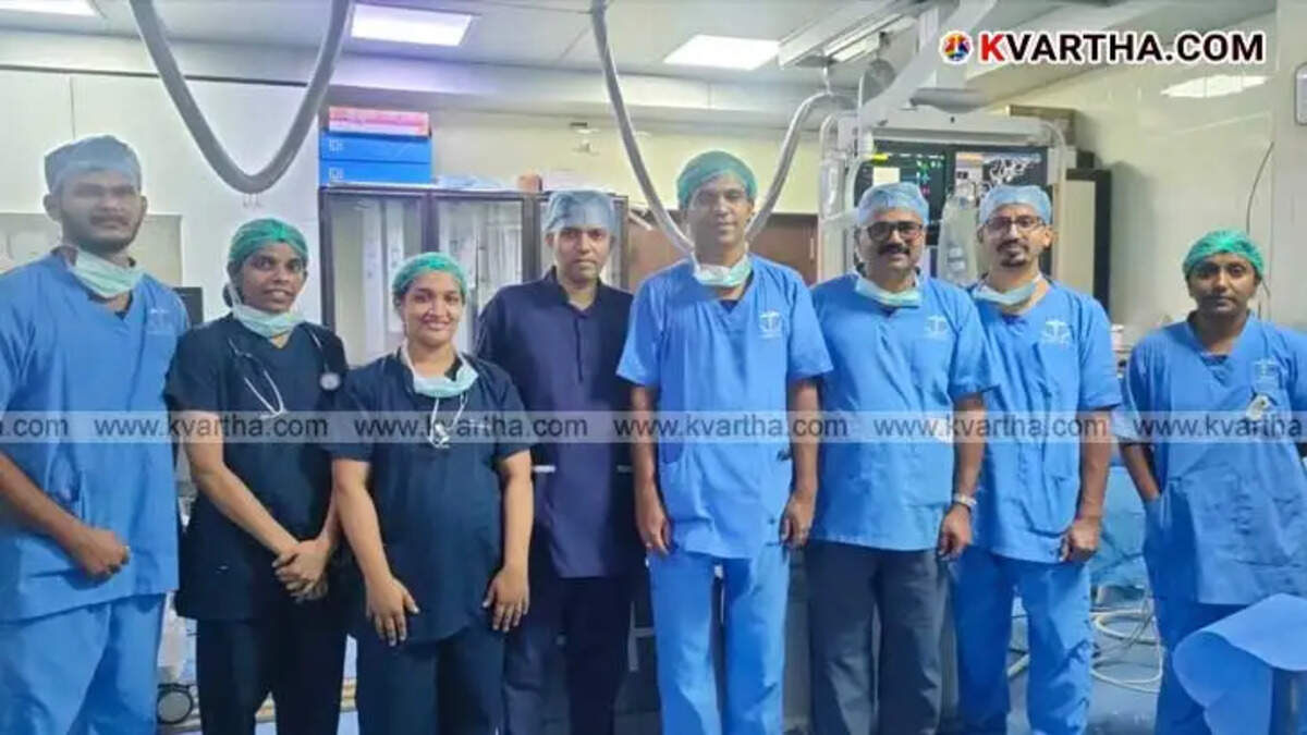  Medical team at Kozhikode Medical College performing brain AVM treatment.