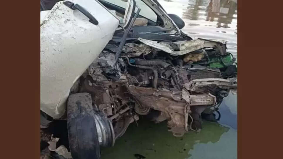 Damaged car at the accident site in Vadakara