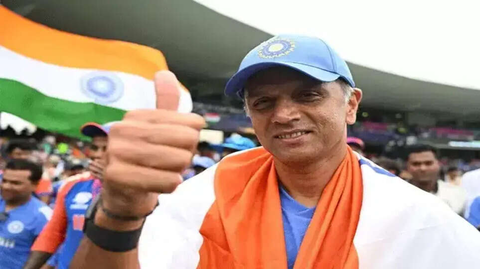 England Cricket Approaches Rahul Dravid for Coaching Role