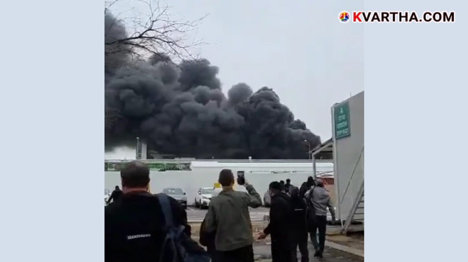  Representational image of smoke rising from an industrial facility following a missile strike in Beersheba, March 2026.