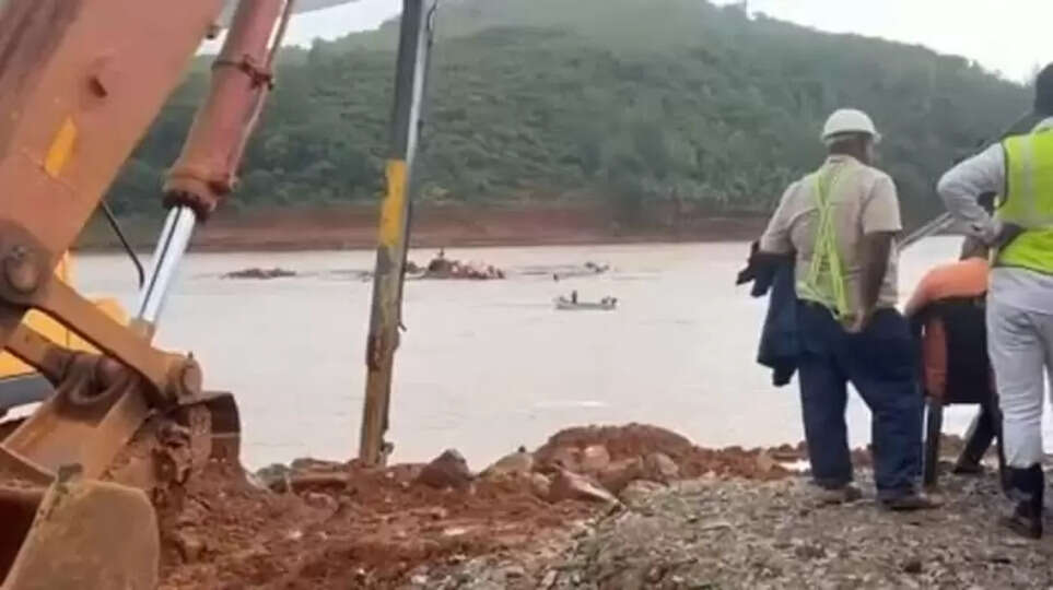 Shirur Arjun Rescue Mission Enters 14th Day, Shirur, Karnataka, Landslide, Weather, River, Ganga Valley.