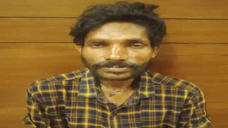 Middle aged man arrested for stealing ghee lamps from a temple in Kannur, Kannur, News, Arrested, Temple, Ghee lamps, Police, Complaint, Kerala News