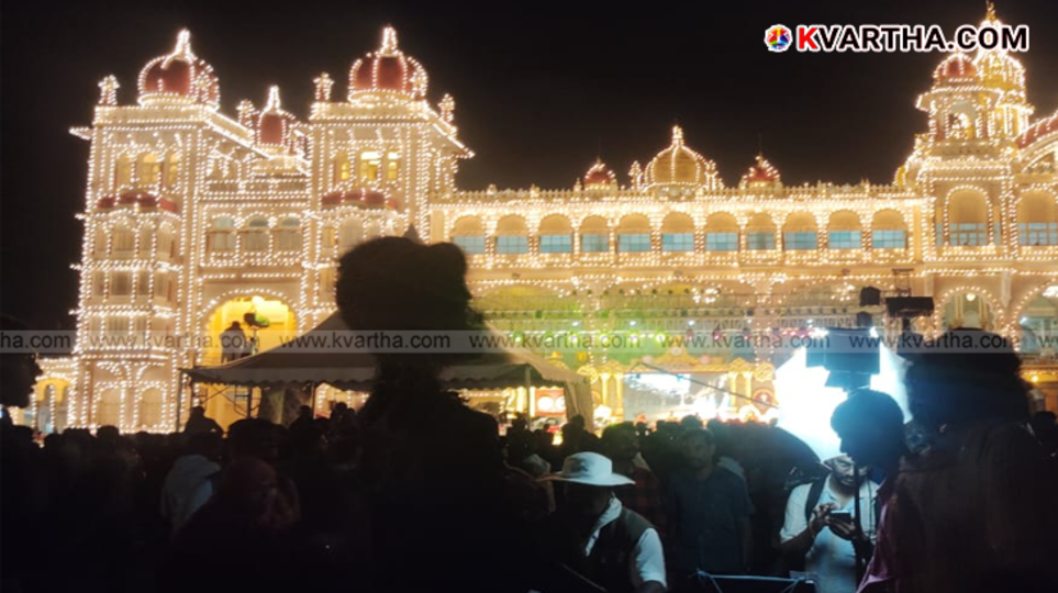 Mysore Palace at night Dasara celebrations