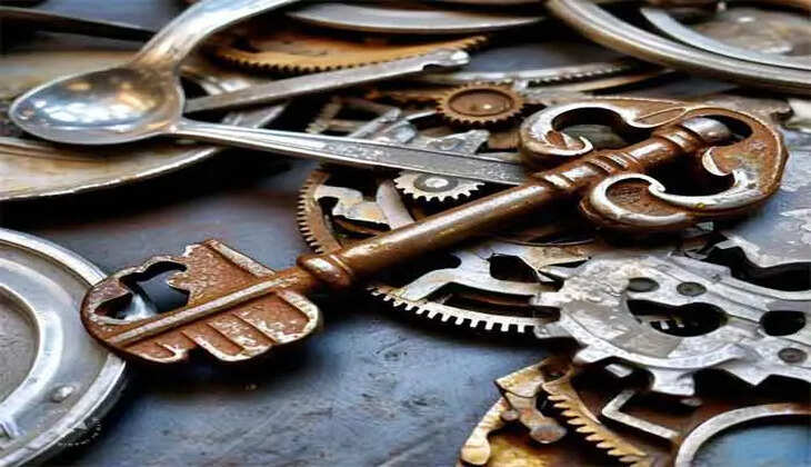 Metal objects, swallowed, stomach, surgery, Bihar, India, medical emergency, bizarre incident, mental health