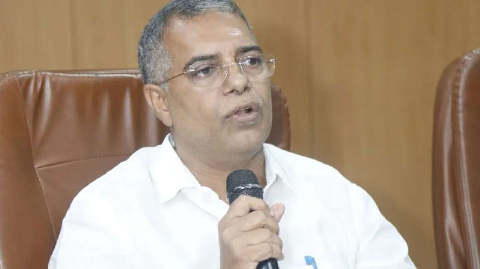 BJP leader claims Bihar madrasas teach Pakistani syllabus
