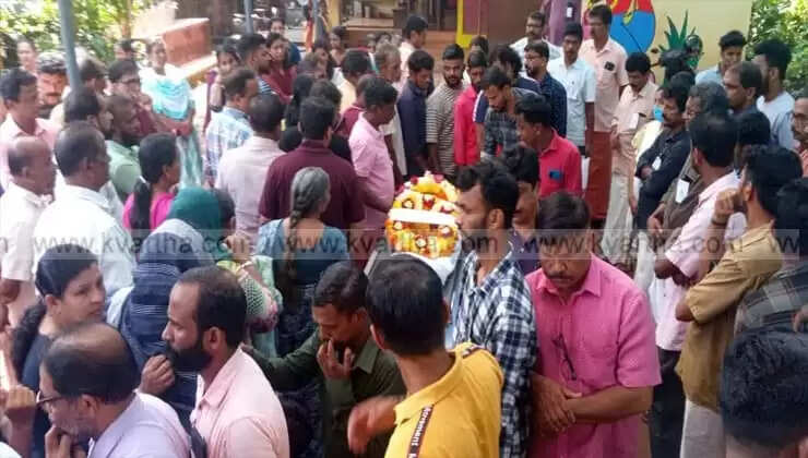 Girl Dies of Fever in Kasargod