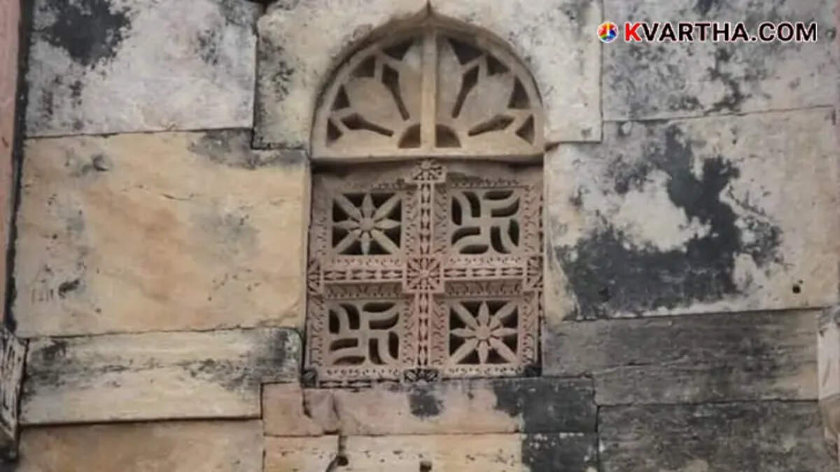 Social media claims about Swastika symbol