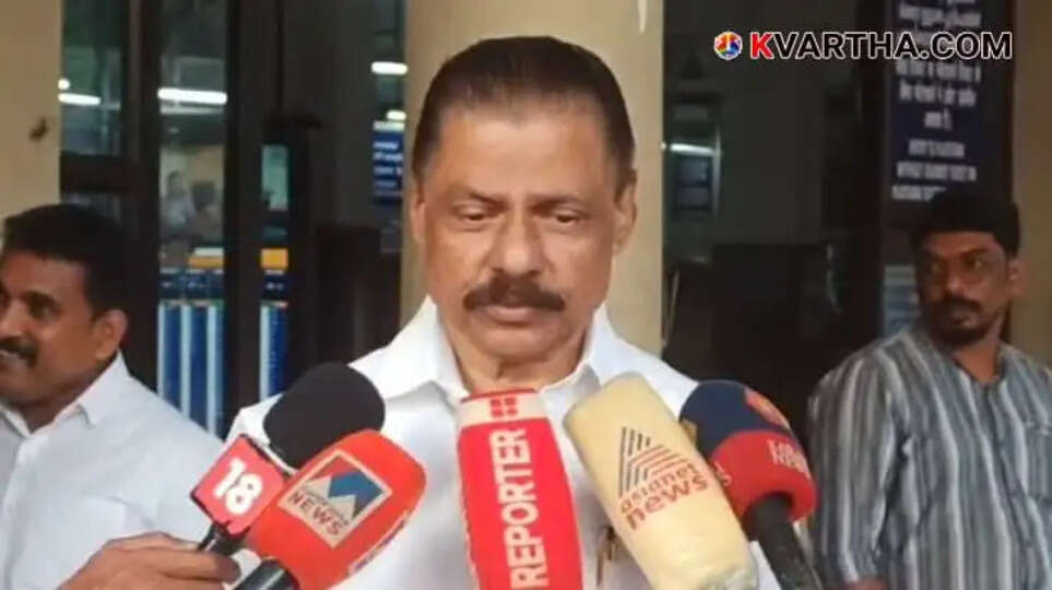  T. Padmanabhan Mourns the Loss of MT Vasudevan Nair