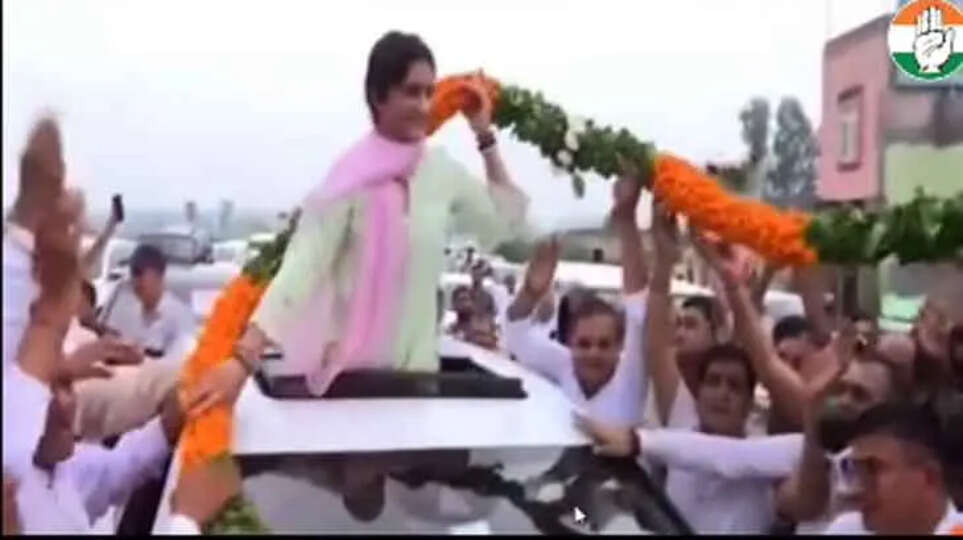 Priyanka Gandhi Gave Me Strength When I Thought of Leaving the Country: Vinesh Phogat