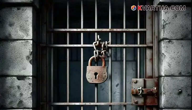 Vlogger Arrested for Assaulting Neighbor, Recording Video
